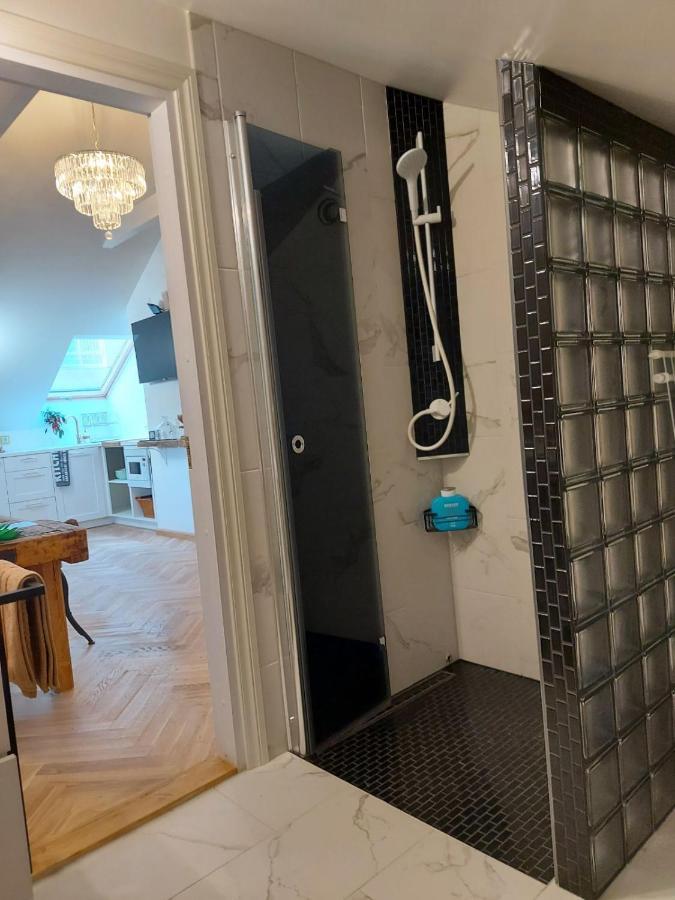 Modern History Apartment Tallinn Eksteriør billede