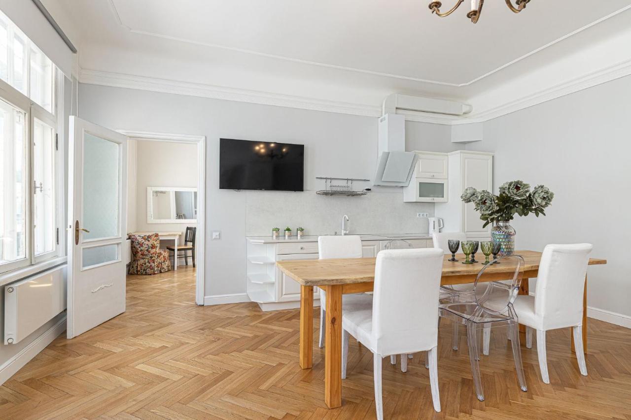 Modern History Apartment Tallinn Eksteriør billede