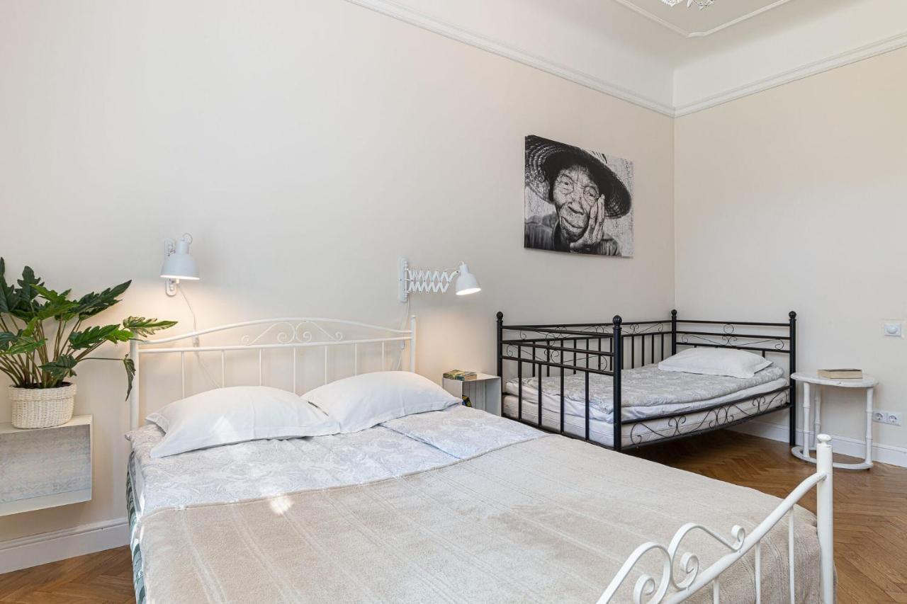 Modern History Apartment Tallinn Eksteriør billede